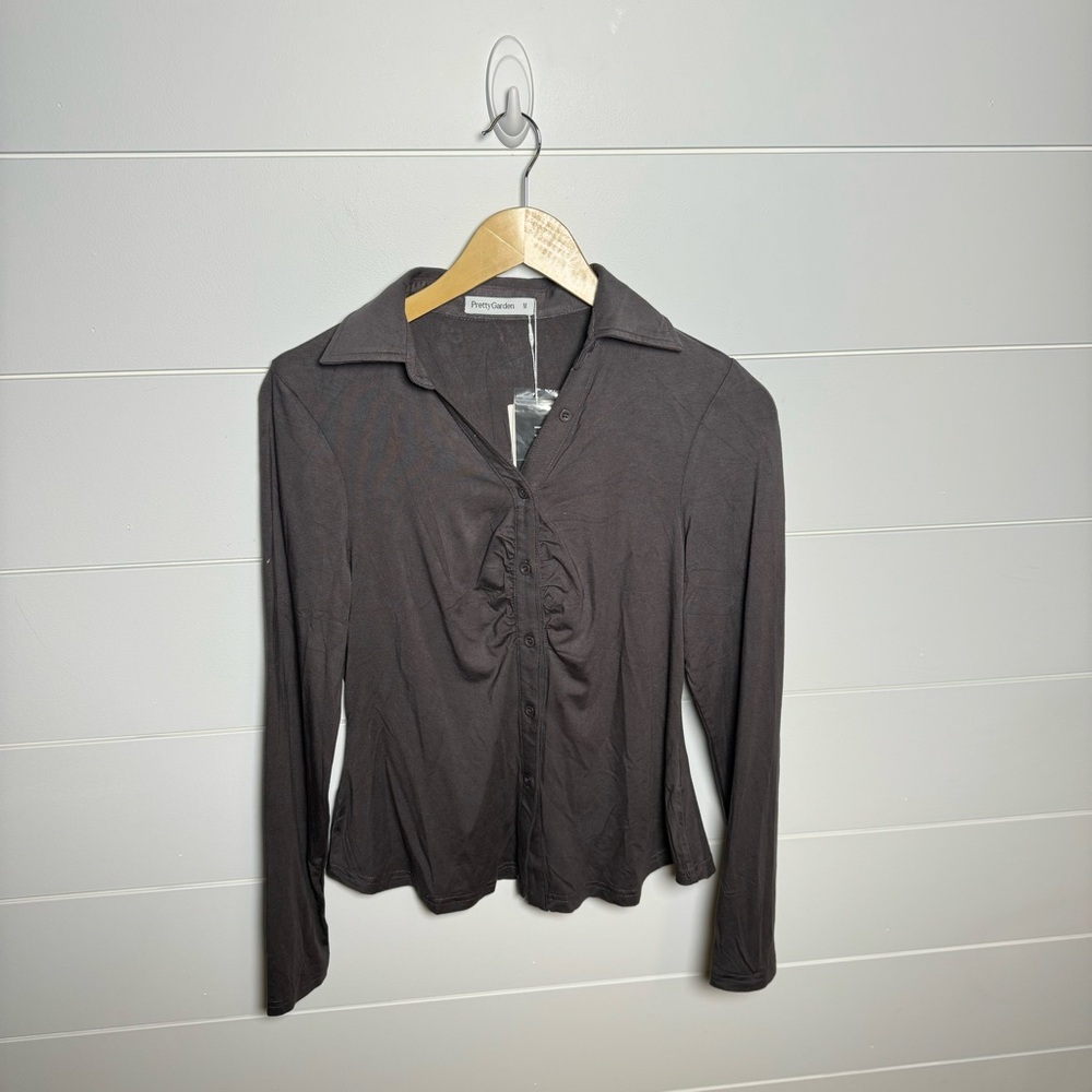 Pretty Garden Button Down Collard Top